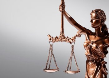 Главу госучреждения под Новосибирском привлекли к ответственности за игнорирование обращений