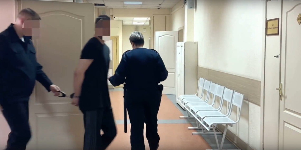 Подростка начали судить за диверсию на железной дороге в Новосибирске