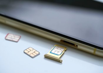 Т2 завершила тестирование полностью отечественных SIM-карт «Микрона»
