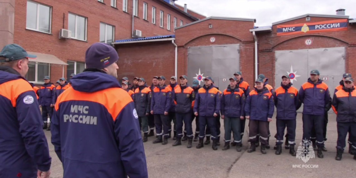 Из Сибири отправили спасателей на помощь пострадавшим в Мьянме