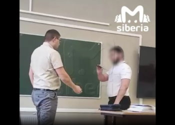 Десятиклассник хотел порезать себя ножом во время урока в Томске