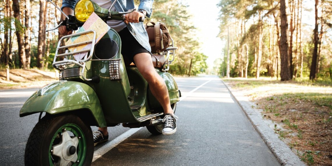 Новосибирец выплатит штраф подростку, пострадавшему в ДТП на скутере