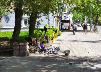 Ездить на электросамокатах и гироскутерах запретили на улицах Бердска