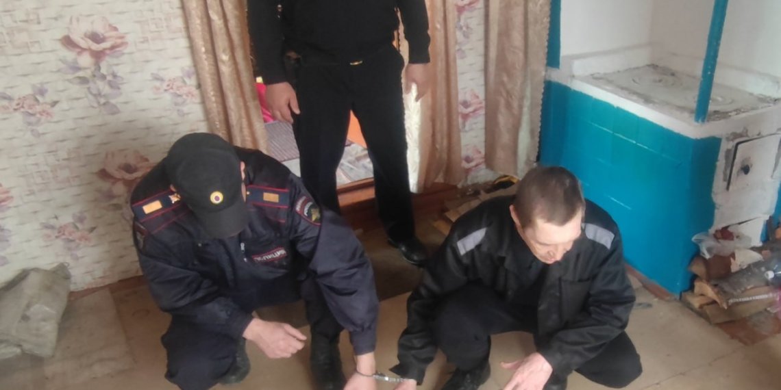 Ударил ножом в шею: новосибирца судят за убийство жены в пьяной ссоре