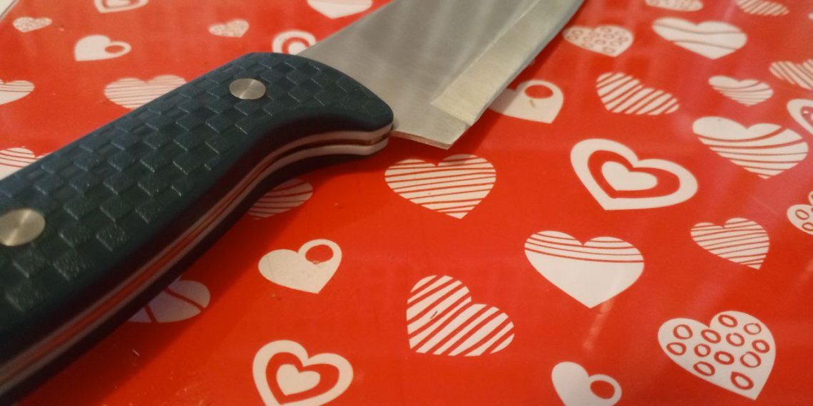 Убила сожителя в день рождения сына: суд вынес приговор многодетной матери