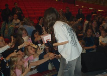 Певица Милана Хаметова попала в ДТП на сибирской трассе