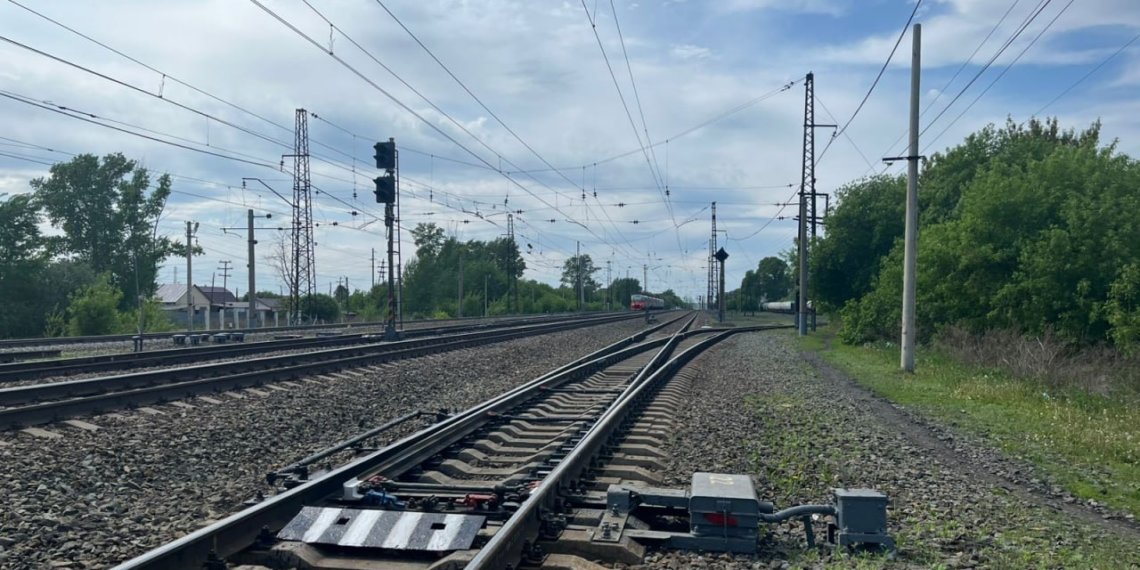 Пенсионерка погибла под колесами поезда в Коченёво