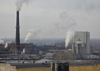 Вдыхая опасность: как едкий газ мешает жить новосибирцам уже несколько лет?
