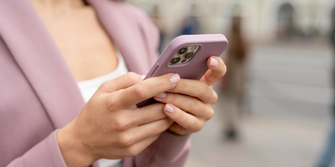 На Telegram и WhatsApp* могут наложить санкции в России после создания национального мессенджера