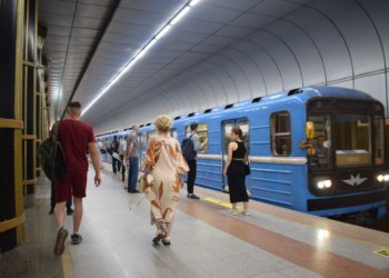 Новосибирское метро продлит работу в День города