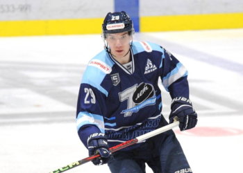 Состав ХК «Сибирь» пополнил молодой нападающий Оскар Булавчук