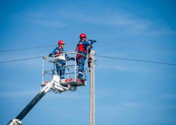 Энергетики построили почти 2 км новых ЛЭП в Маслянино