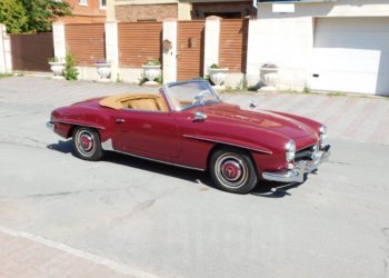 Родстер Mercedes SL 1956 года продают в Новосибирске за 16 млн