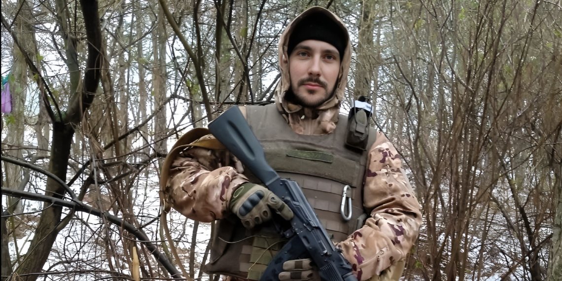 Боец СВО вернулся из украинского плена на родину в Новосибирскую область