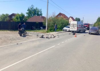 Под Новосибирском мотоциклист с 12-летним ребенком разбился в ДТП