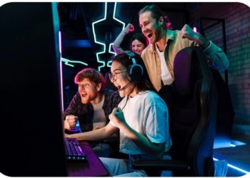 Апгрейд для киберклубов: «Ростелеком» прокачал 15 площадок для сетевых игр в Новосибирске