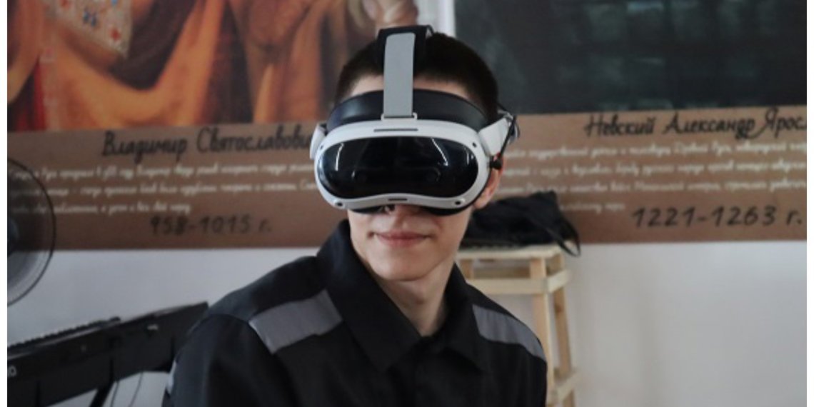 Киберпанк в новосибирской колонии: заключённым провели экскурсию с помощью VR-очков