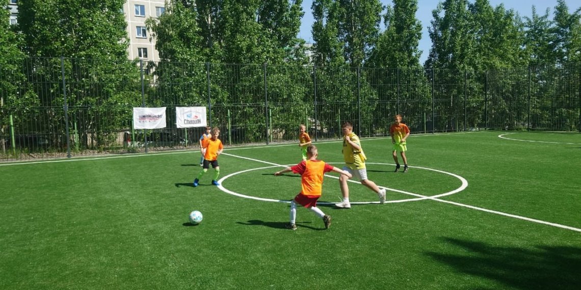 В Новосибирске активно строят новые спортивные площадки для жителей