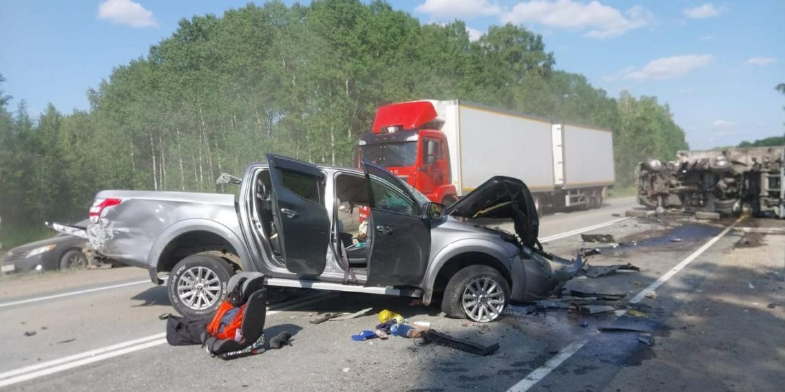 Первоклассник остался без отца из-за дорожного лихача под Новосибирском