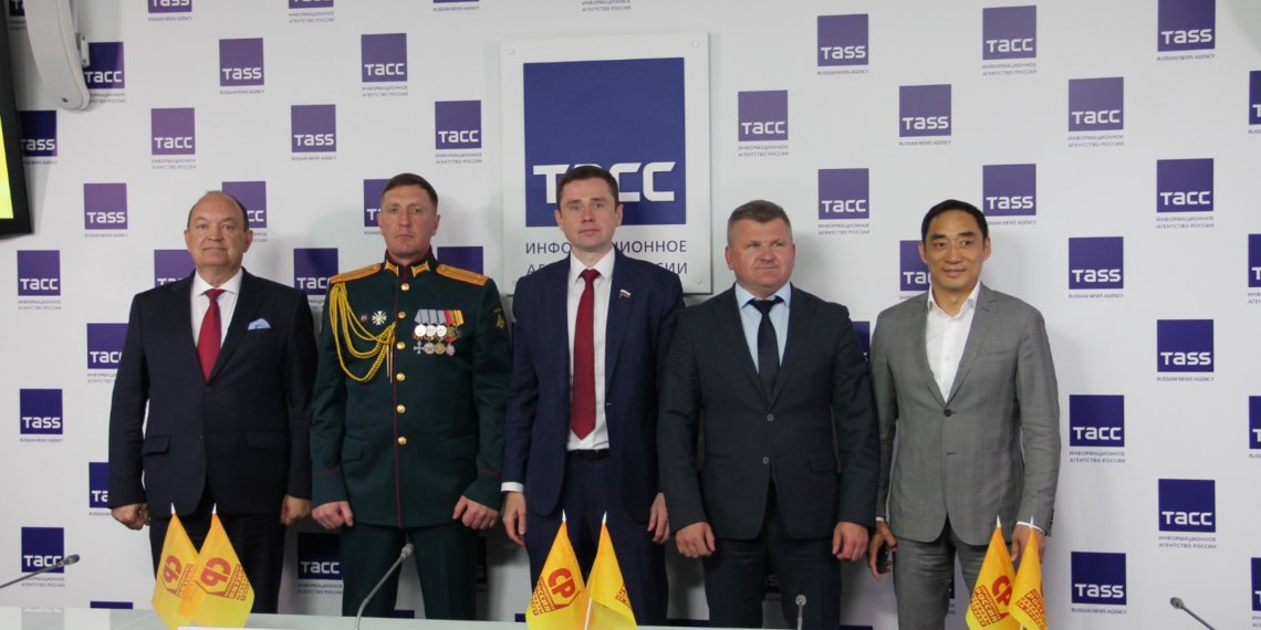 Депутат Госдумы возглавит список справедливороссов на выборах в Заксобрание НСО