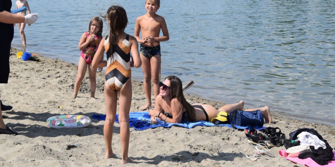 МЧС предупредило новосибирцев об опасности надувных матрасов