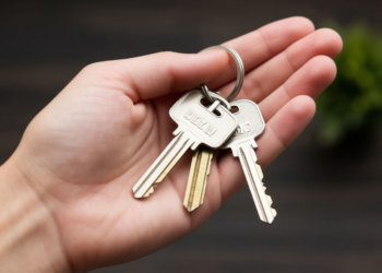 В России хотят ввести запрет на оформление семейной ипотеки вне места регистрации