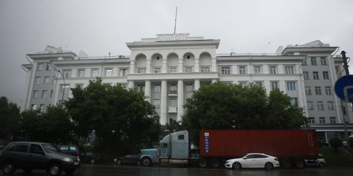 Рабочие закончили реставрацию Дома грузчиков в Новосибирске