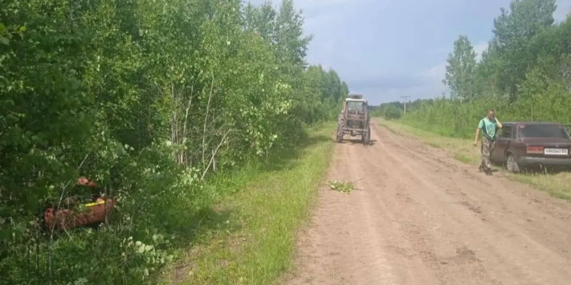 В Новосибирской области насмерть разбился водитель на тракторе