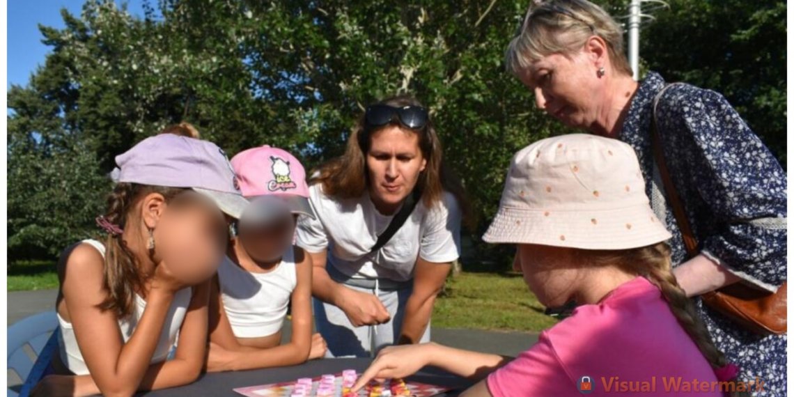 Бердский Отдел по делам молодёжи провёл турнир по шашкам из конфет