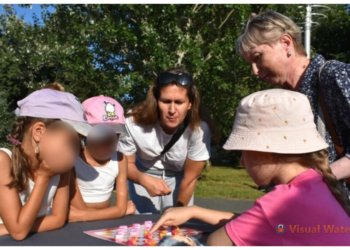 Бердский Отдел по делам молодёжи провёл турнир по шашкам из конфет