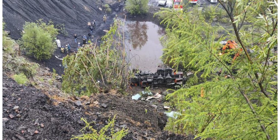 14 вахтовиков погибли из-за рухнувшего автобуса