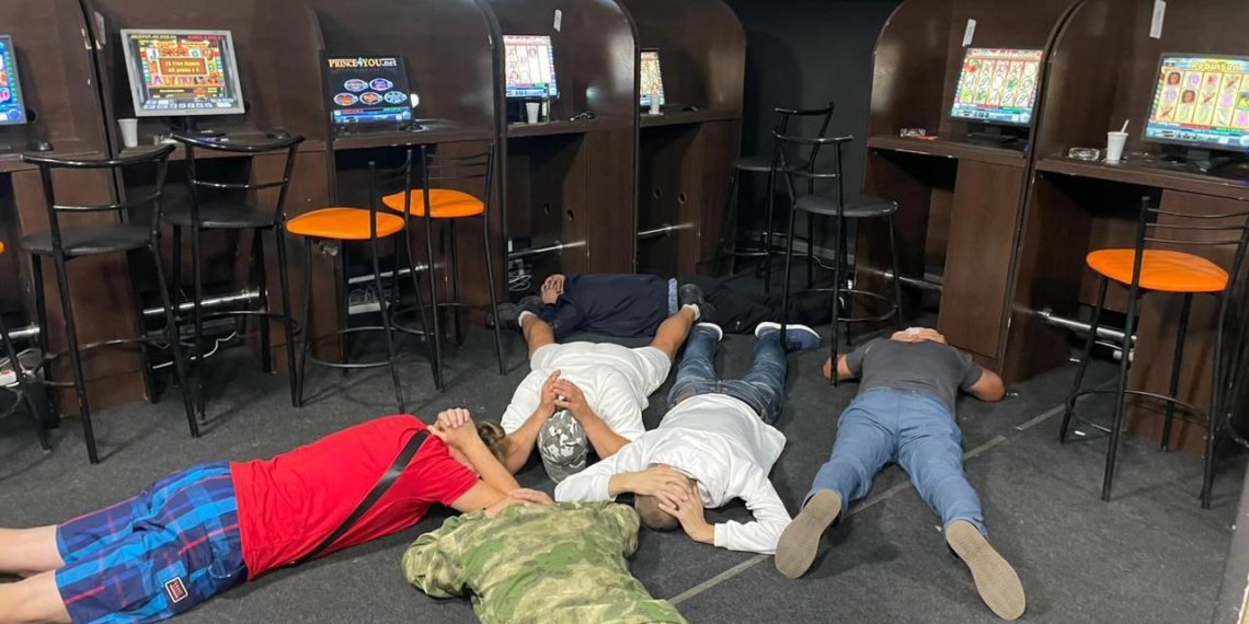 В Новосибирске «накрыли» ещё одно незаконное игорное заведение