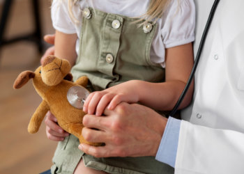 Вспышку вируса Коксаки среди детей фиксируют в Новосибирске