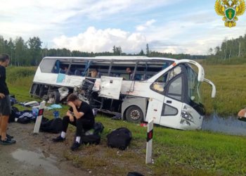 Автобус с футбольной командой попал в ДТП на сибирской трассе