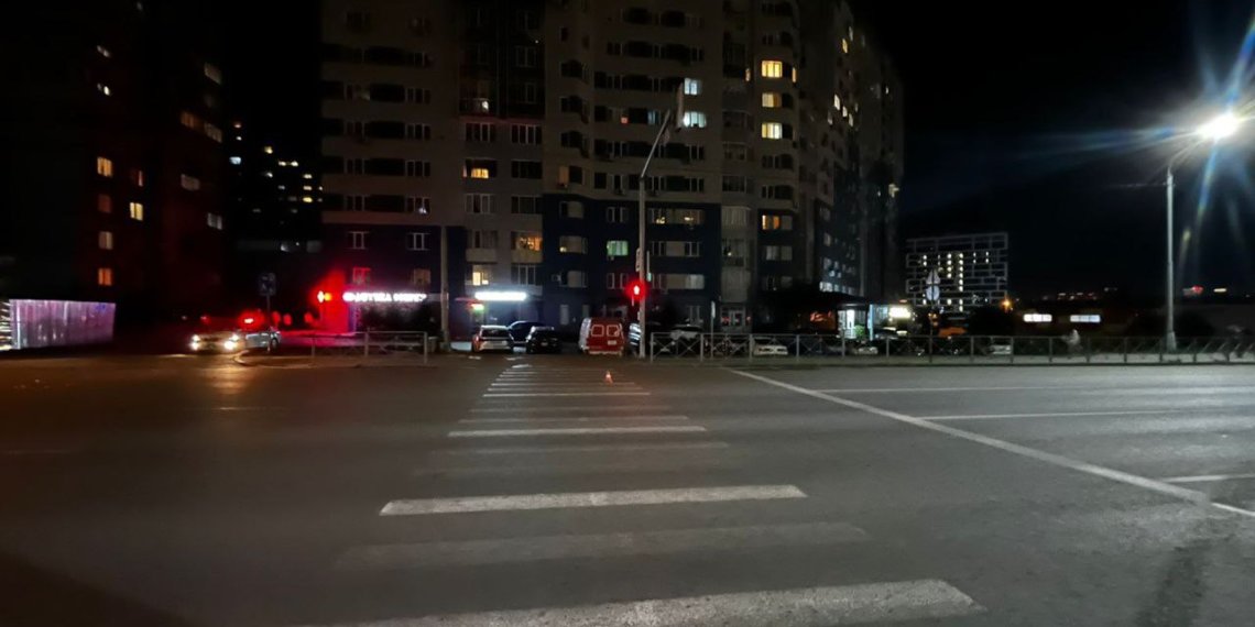 Подросток на электровелосипеде попал под колеса Nissan в Новосибирске