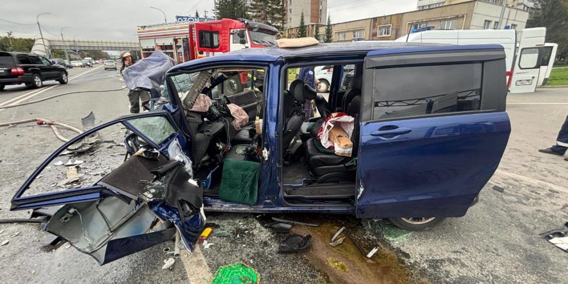 Сибирячка погибла в ДТП в Бердске. Ещё шесть человек пострадали