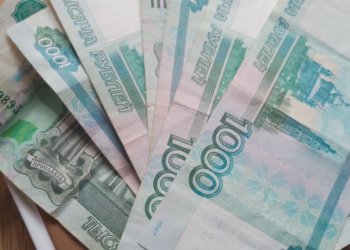 Новосибирским студенткам повысят пособия по беременности и родам с сентября