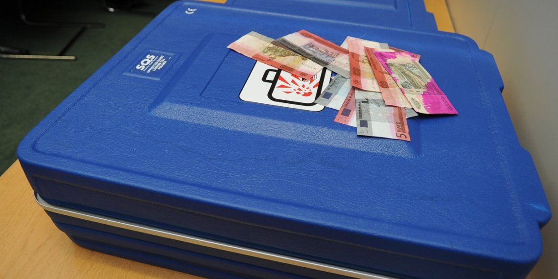 Как работают инкассаторы и почему их профессия важна – рассказали эксперты