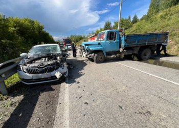 Новосибирец дважды за один час попал в ДТП в Республике Алтай