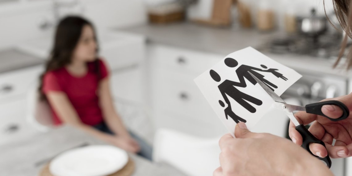 Оказывать психологическую поддержку тем, кто хочет развестись, предложили в Госдуме