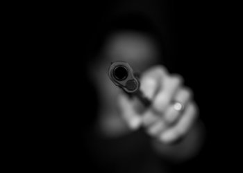 Сибиряк застрелил 19-летнего парня в результате конфликта в Усть-Тарке