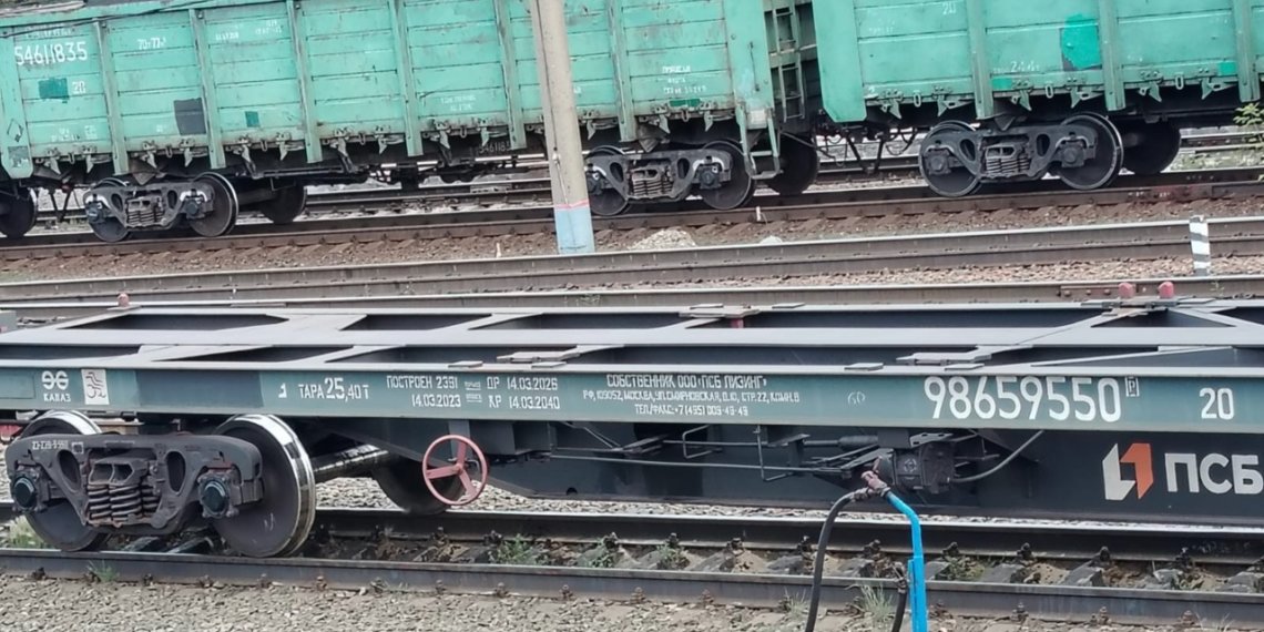 Вагон сошёл с железнодорожных путей на станции Инская