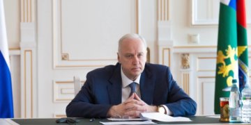 Бастрыкин поручил разобраться с ржавой водой на улице Кубовой в Новосибирске