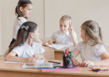 Новосибирские школьники будут изучать курс «История нашего края»