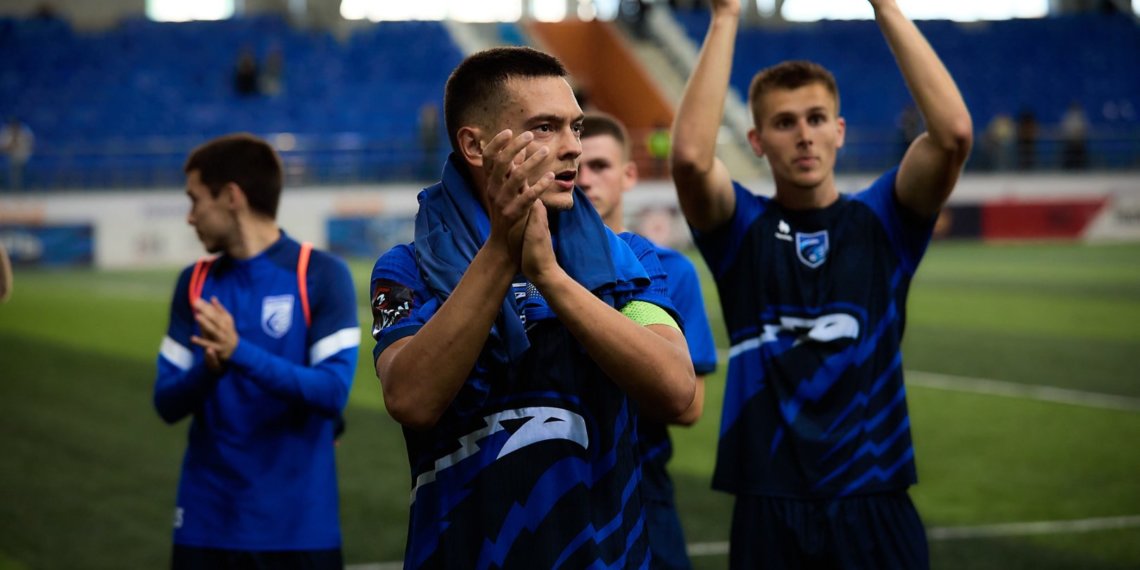 Футбольная «Сибирь» одержала третью победу подряд