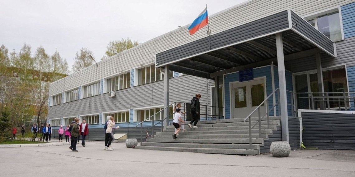 17 учебных заведений Новосибирска получили новые теплосети