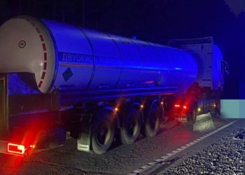 Фура Volvo насмерть сбила мужчину на трассе под Новосибирском