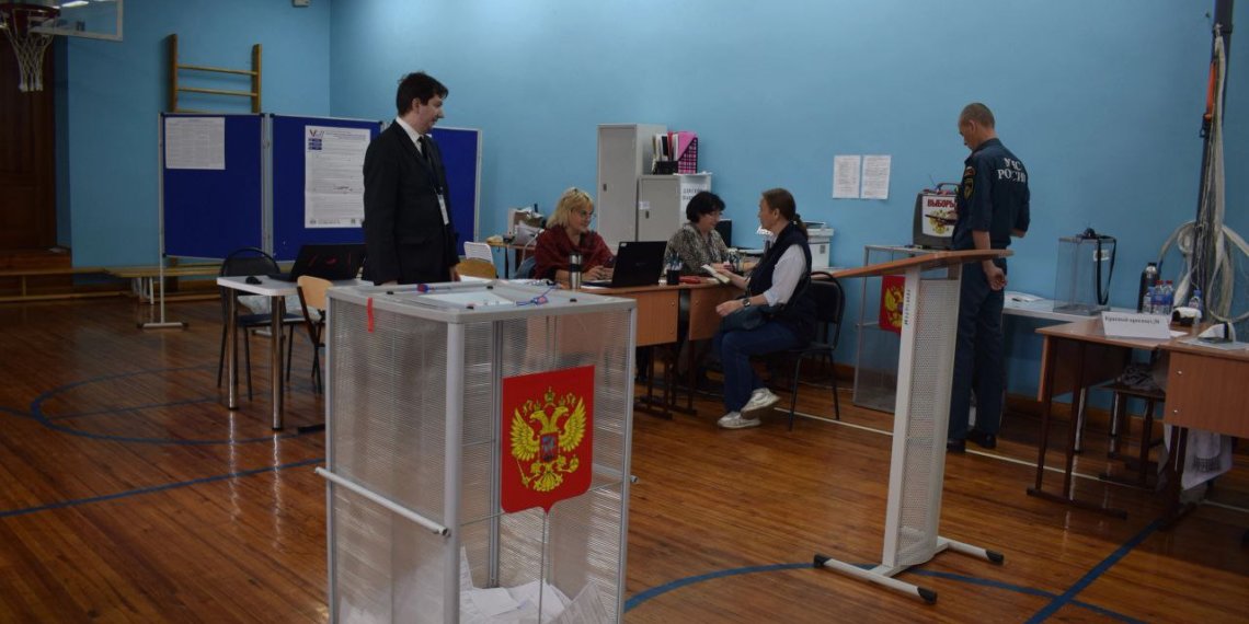 Предлагали 500 рублей за голос и 157 раз обращались в полицию: как прошли выборы в Новосибирской области