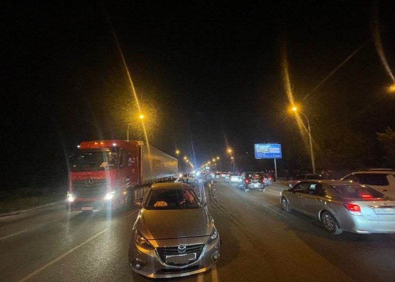 Четверо новосибирцев пострадали в массовом ДТП на Гусинобродском шоссе