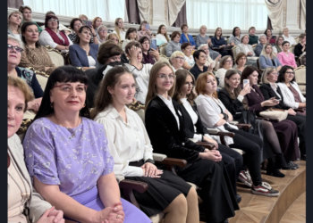 Лучших дошкольных специалистов наградили в Новосибирской области